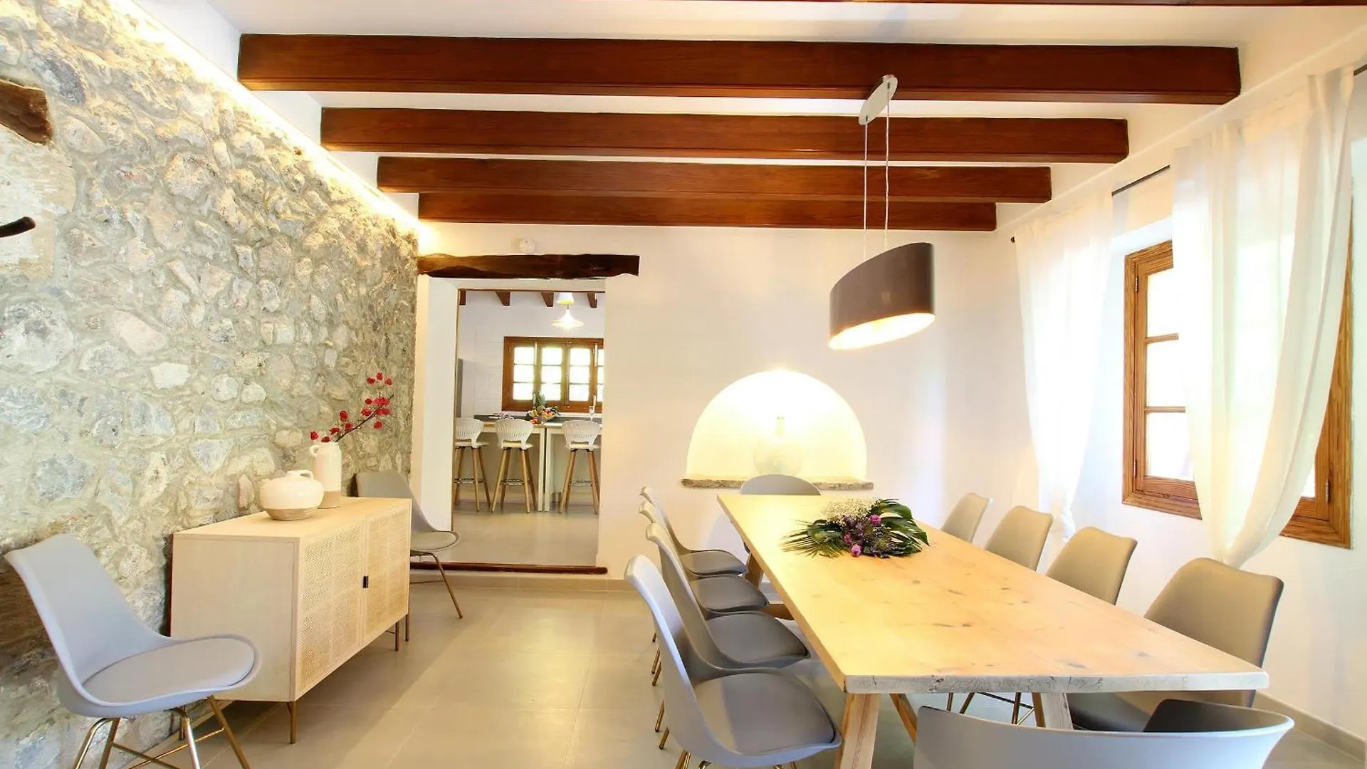 Villa Country Lane Farmhouse Set In Pollenca Hills Spanien